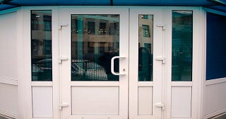 Пластиковая входная группа Осинники, цена от 10262 руб.