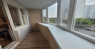 Застеклить лоджию Осинники цена от 9847 руб. м/п. за 50 часов
